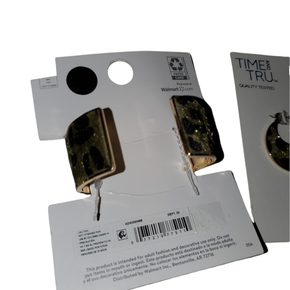 NEW Time and Tru Faux Fur Earring and Bracelet Set - Picture 2 of 6